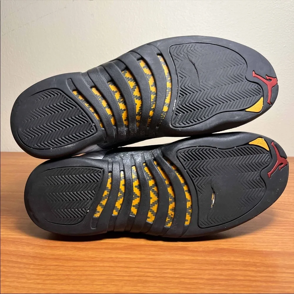 Jordan 12 Taxi - Picture 6 of 13